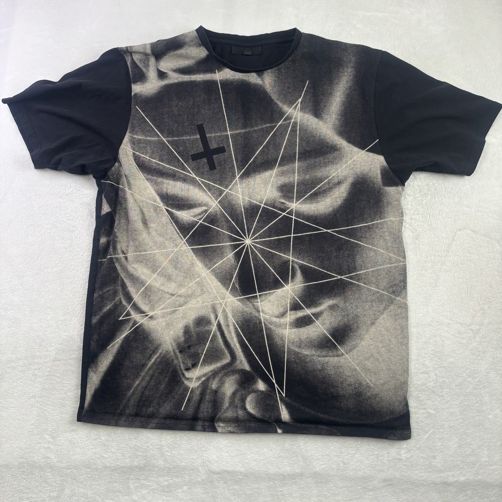 Black Scale Black Short Sleeve Michelangelo's Pieta Graphic Shirt Men's XXL